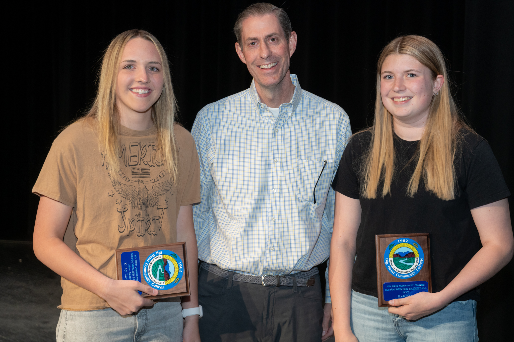 Riley Layton, Coach Preston Wilks and Kali Kast