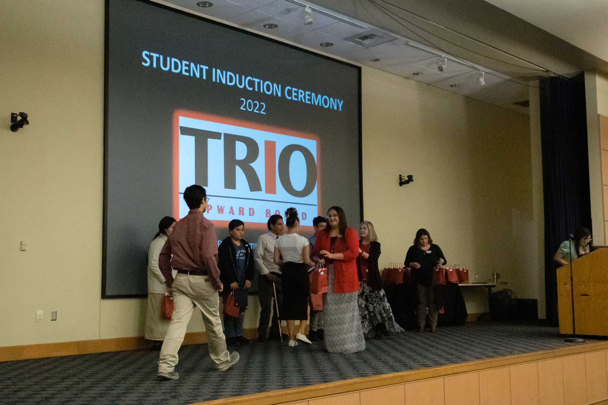 trio advisors congratulate inductees