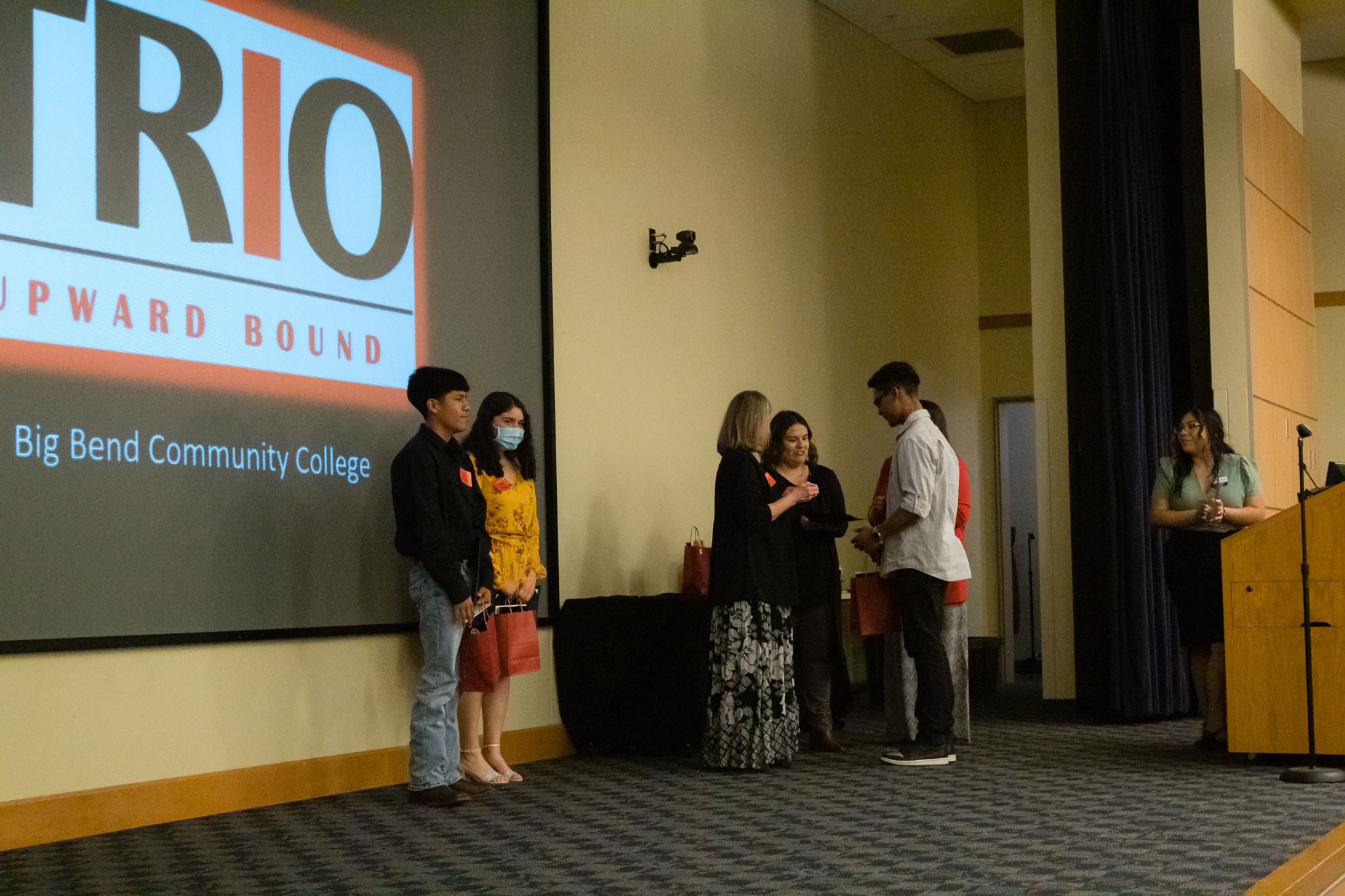 trio advisors congratulate inductees